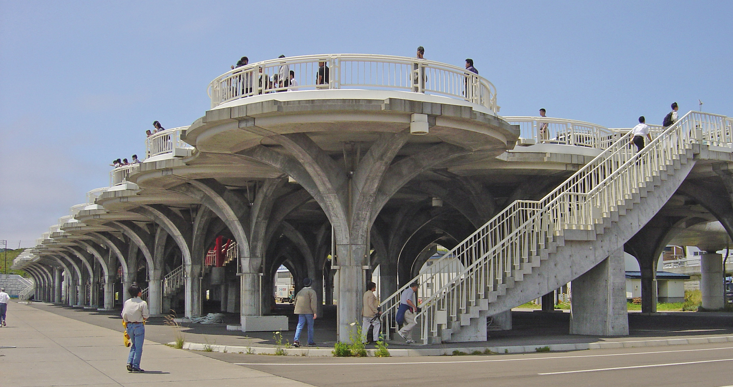 Elevated platform used for tsunami evacuation that also serves as a high-elevation scenic vista point for tourist.